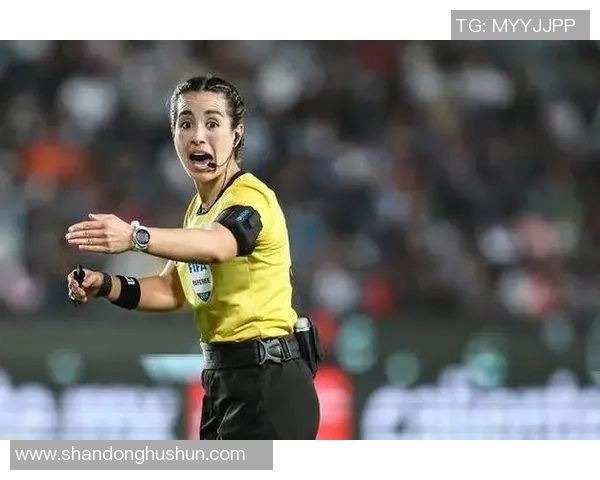 墨西哥帽子足球明星的传奇故事与成就揭秘