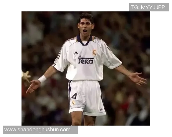 足球明星中后腰位置的代表人物有哪些及其职业生涯成就分析