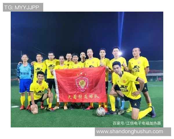 重庆足球队与成都足球队赛后分析与实力对比探讨 重庆足球队与成都足球队赛后分析与实力对比探讨